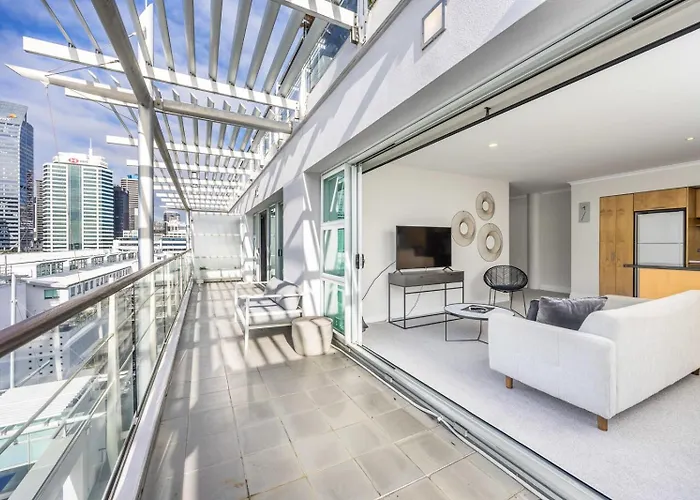 Beautiful Renovated 2 X Bdrm,Perfect Location