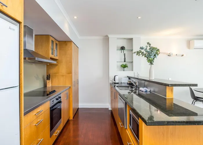 Beautiful Renovated 2 X Bdrm,Perfect Location